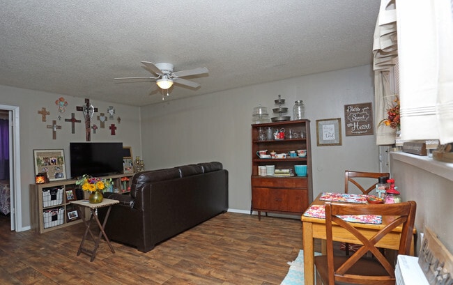 Interior Photo - Russian River