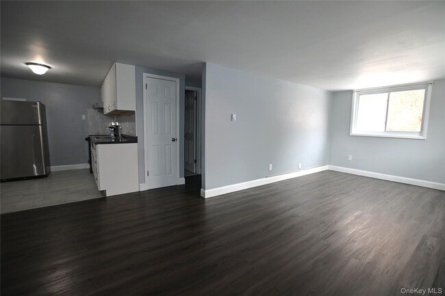 Building Photo - 1805 Parr Lake Dr