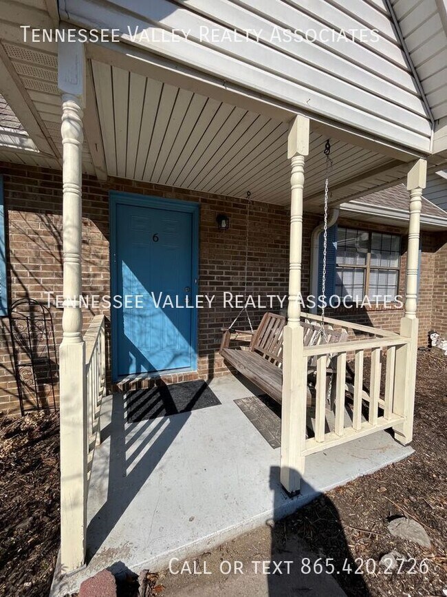 Building Photo - 455 Bramblewood Ln