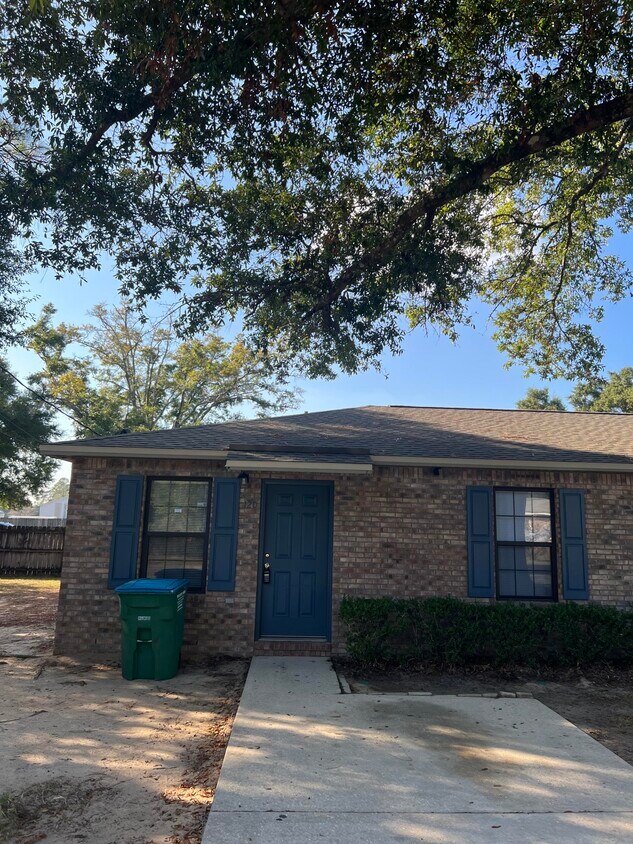 120 Patton St, Crestview, FL 32539 Townhome Rentals in Crestview FL