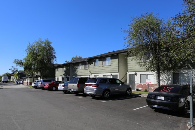 Building Photo - Shannon Arms III Apartments
