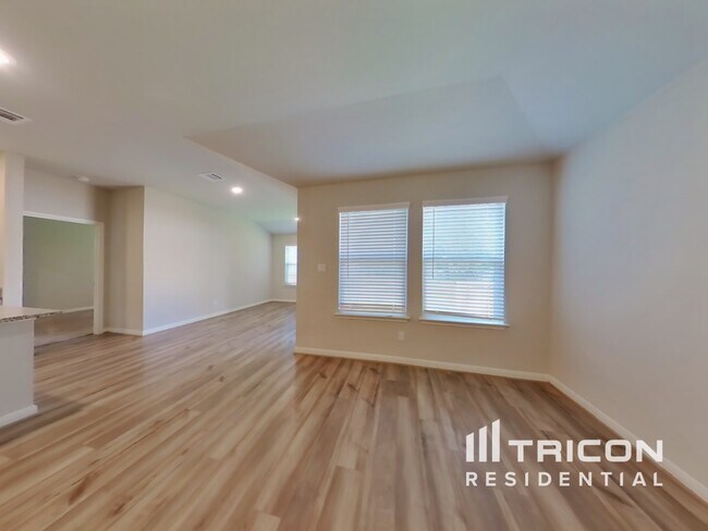 Foto del edificio - 13647 Emerson Wy