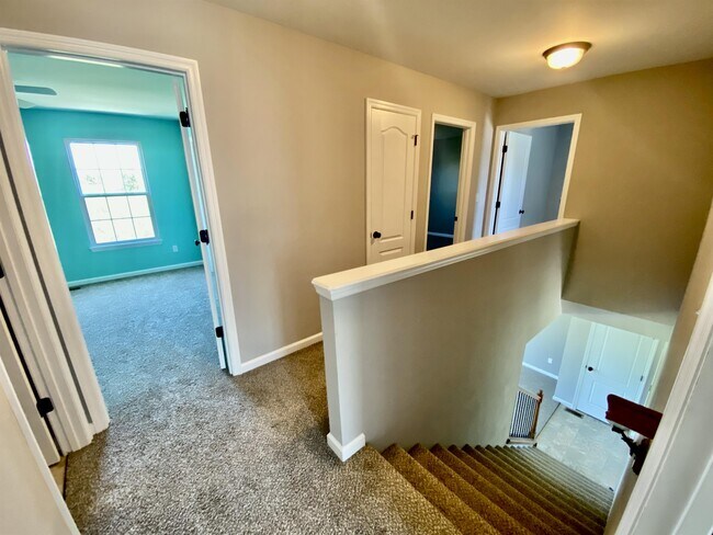 Foto del edificio - 27508 Forest Ridge Dr