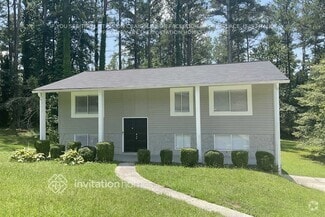 Building Photo - 2211 Doral Ct SW
