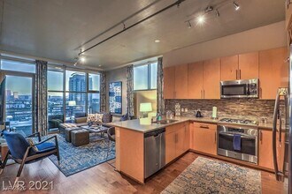 Building Photo - 353 E Bonneville Ave