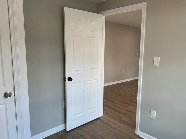 Foto del edificio - 5501 Beaumont Ave