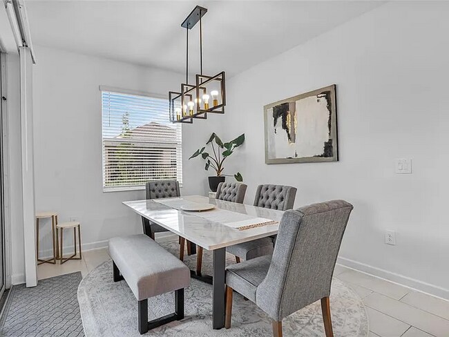 Foto del edificio - 11417 Rhyme Ave