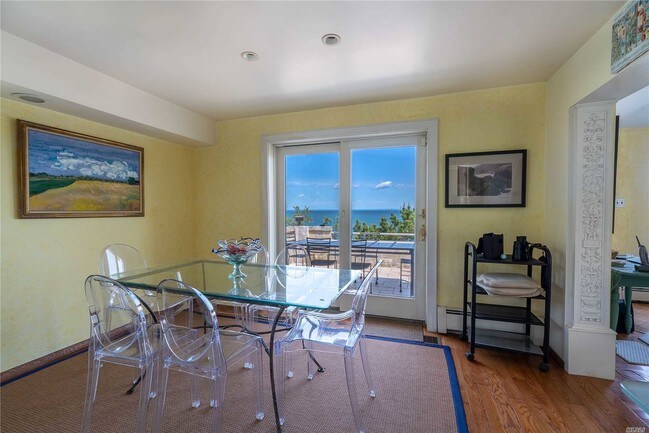 Foto del edificio - 18725 Soundview Ave