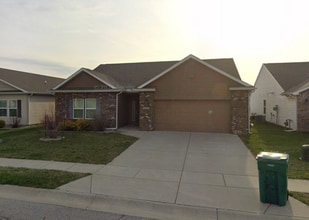Building Photo - 933 Farrier Pl