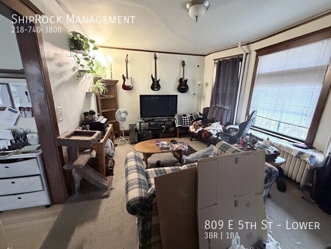 Foto del edificio - 809 E 5th St