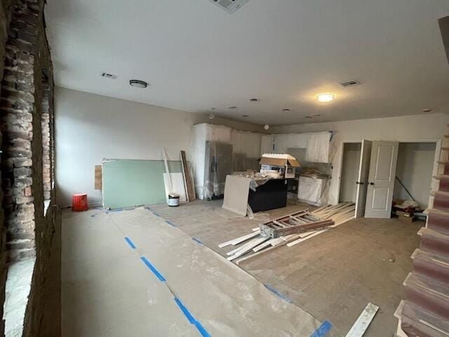 Building Photo - 188 Heckel St