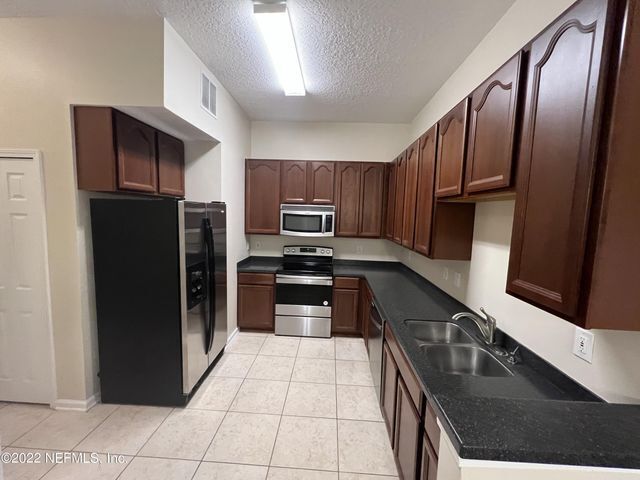 Foto del edificio - 8212 White Falls Blvd Unit 103