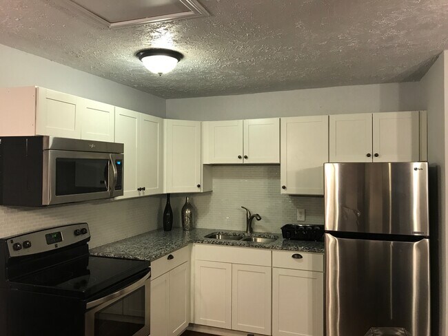 Foto del edificio - 9283 Five Palms Dr