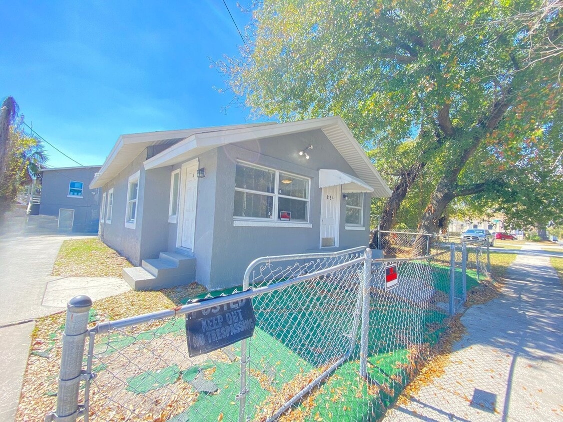 Photo - 812 West Livingston Street