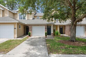 Building Photo - 10200 Belle Rive Blvd