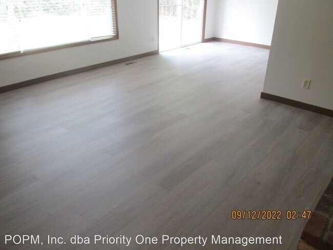 Foto del edificio - 3 br, 2 bath House - 12845 SW Conestoga Dr.