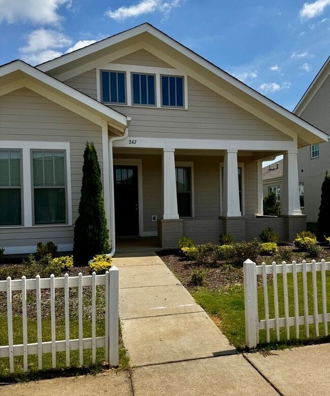 Building Photo - 247 Haystack Dr