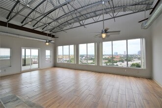Building Photo - 230 W Alabama St
