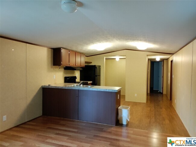 Building Photo - 156 Apache Trail