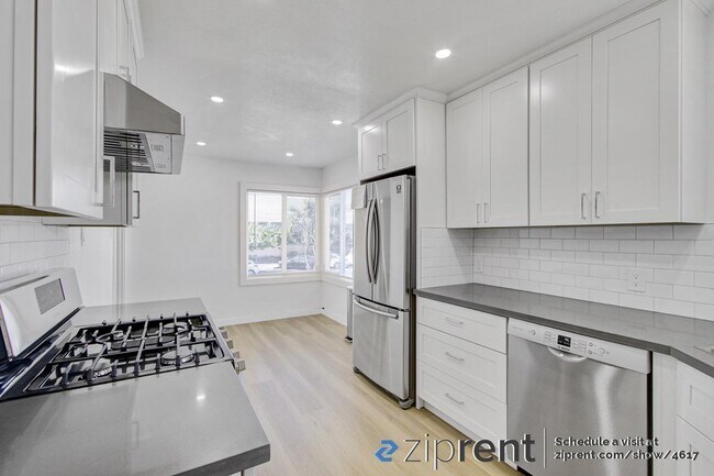 Foto del edificio - 185 Hillside Blvd
