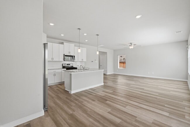 Foto del edificio - 17430 Rosette Grass Dr