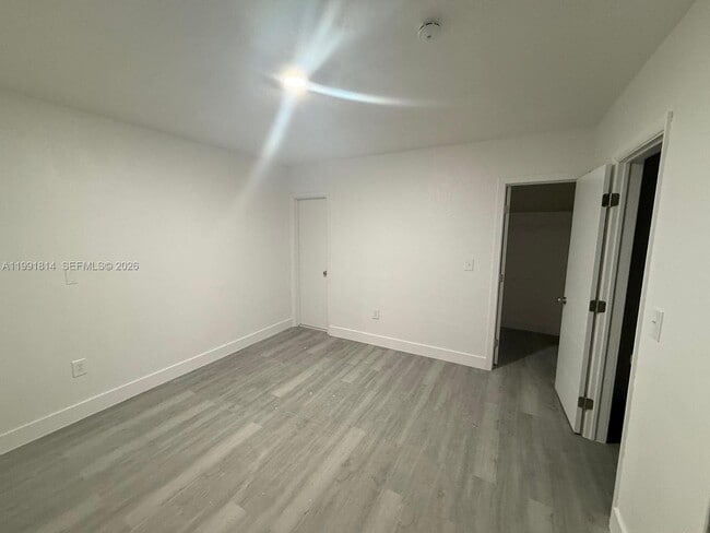 Foto del edificio - 225 SW 76th Ct