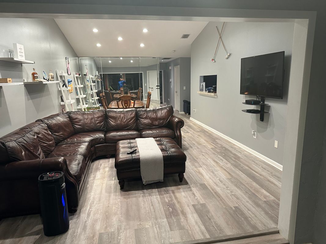Foto principal - 4561 Challenger Way