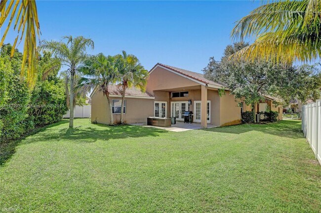 Building Photo - 3 br, 2 bath House - 658 Stanton Dr