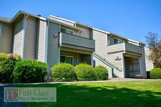Building Photo - 1255 NW 183rd Ave