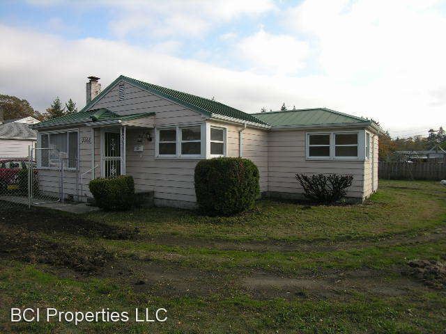 Primary Photo - 3 br, 1 bath House - 3268 S. 84th St