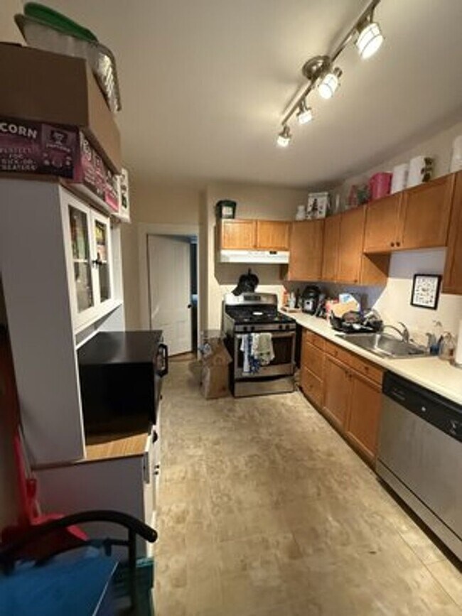 Foto del edificio - East Cambridge 2 Bedroom Apartment - 9/1