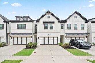Building Photo - 4644 Cypress Pk Dr