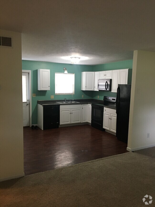 2 Bedroom Student Apartments For Rent in The Plains, OH 1 Rentals