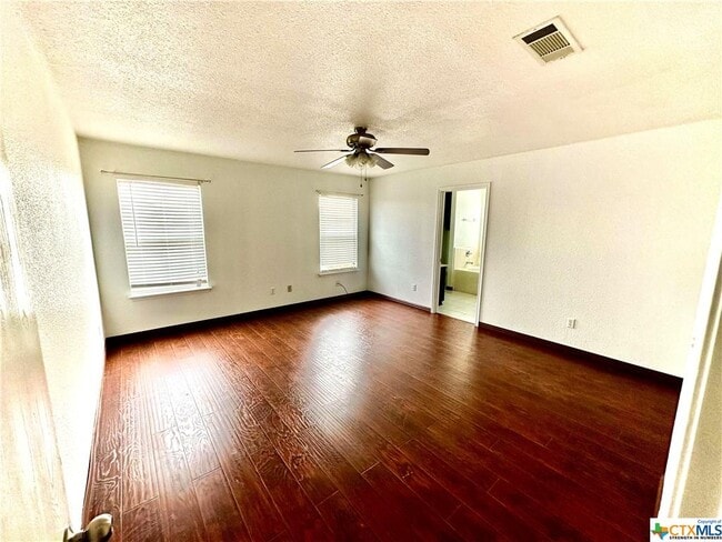 Building Photo - 1706 Bristol Dr