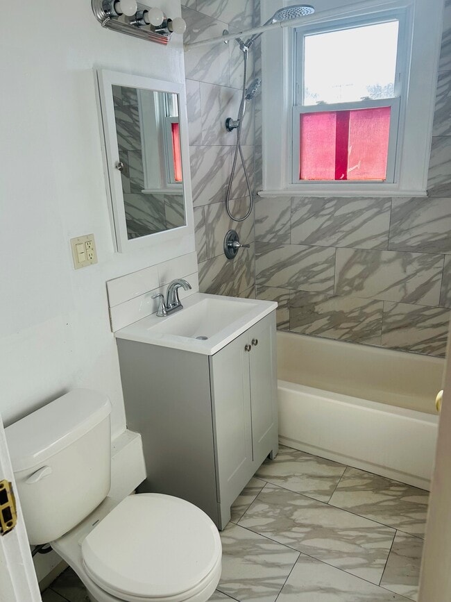 Foto del edificio - 532 Valley Rd