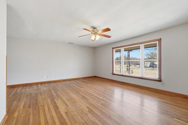 Foto del edificio - 134 Meander St