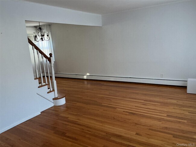 Foto del edificio - 4 Hitchcock Ln