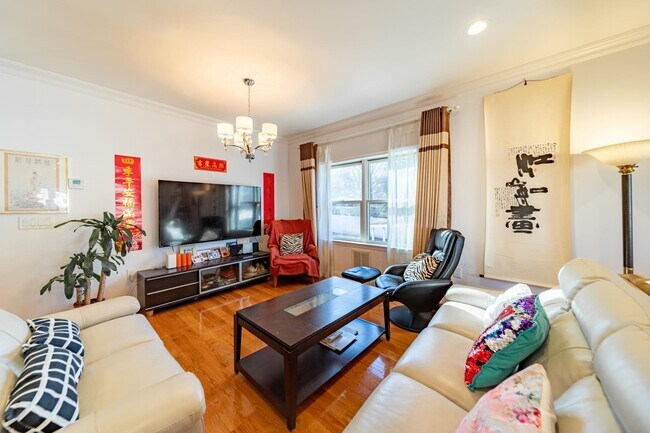 Foto del edificio - 826 8th St