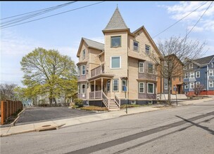 Building Photo - 42 Cypress St