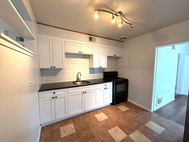 Photo - 3310 New England St Apartment