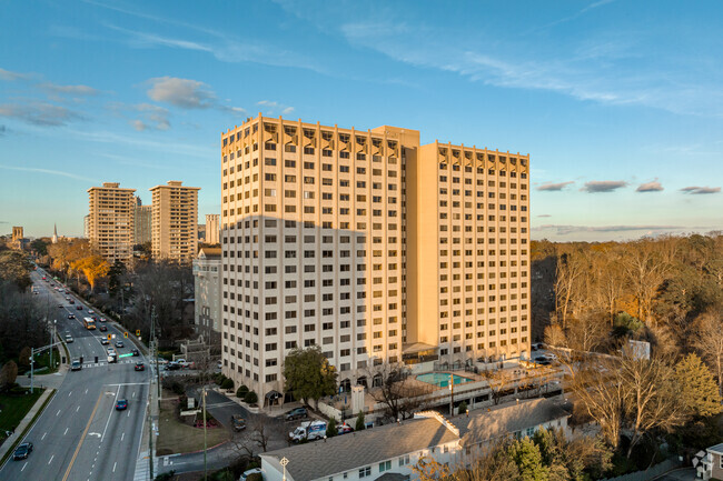 Foto del edificio - Park Lane On Peachtree