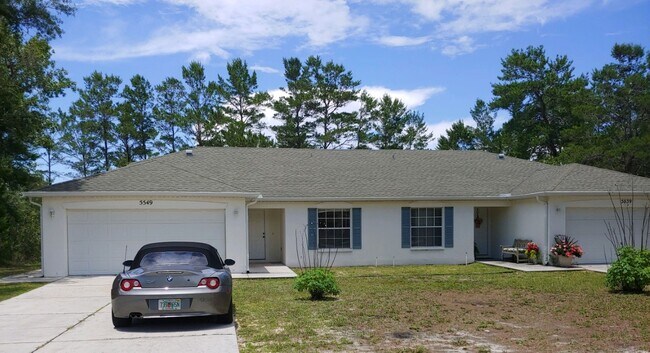 Foto del edificio - 5549 W Oak Park Blvd