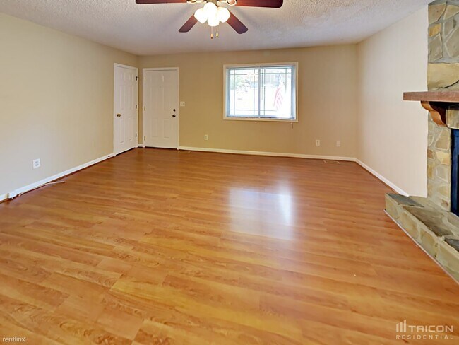 Foto del edificio - 2271 Chestnut Pl