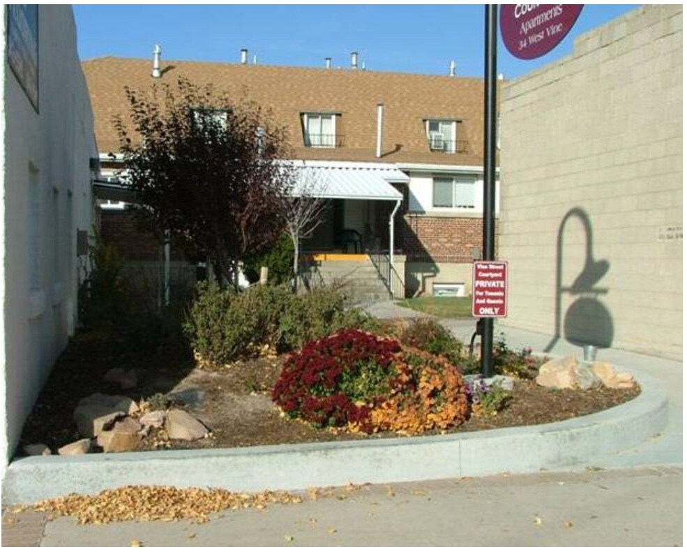 Primary Photo - Vine St. Courtyard Apts. and Commercial Space
