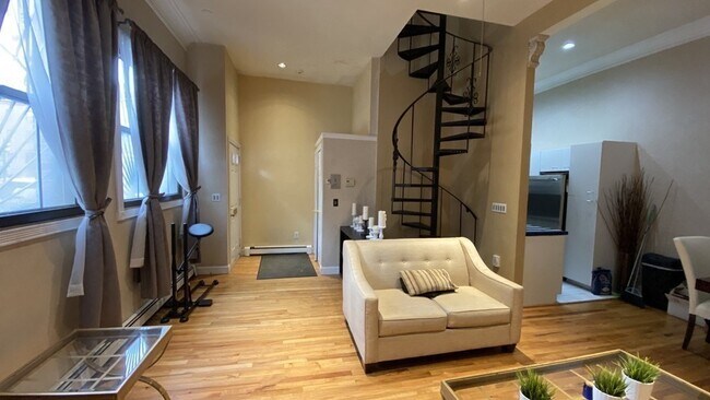 Foto del edificio - 608 Tremont St