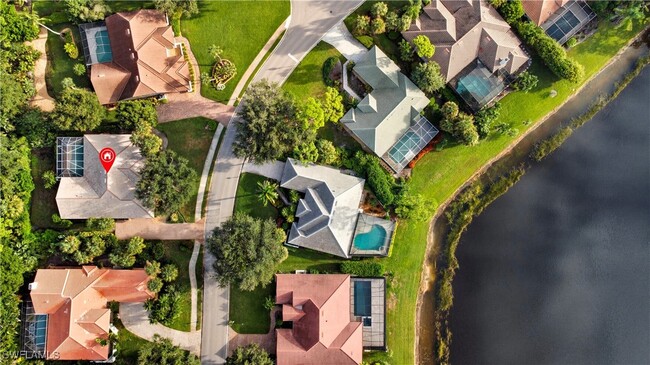 Foto del edificio - 24750 Pennyroyal Dr