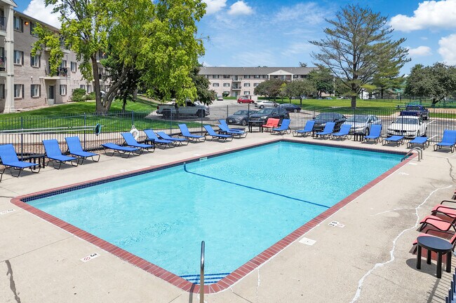 Piscina - Cambridge Court