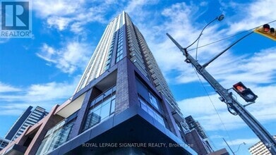 Building Photo - 130-130 River St