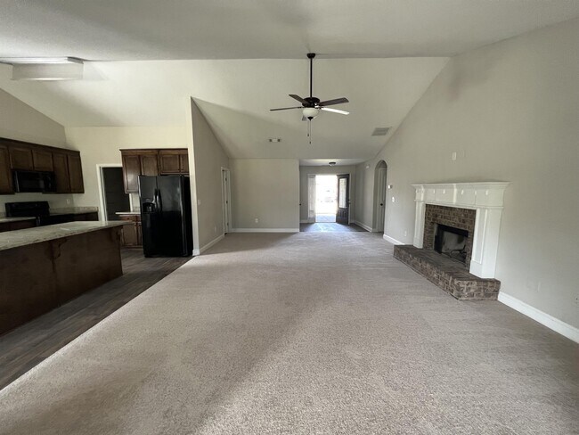 Building Photo - 668 River Mist Cir