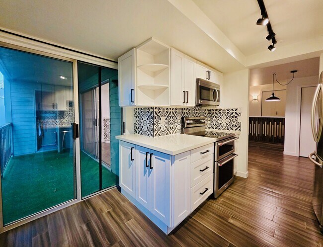 Foto del edificio - 4717 W Lake Sammamish Pkwy SE